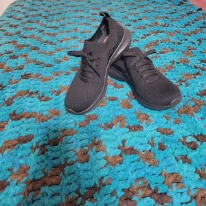 Skecher memory foam shoes